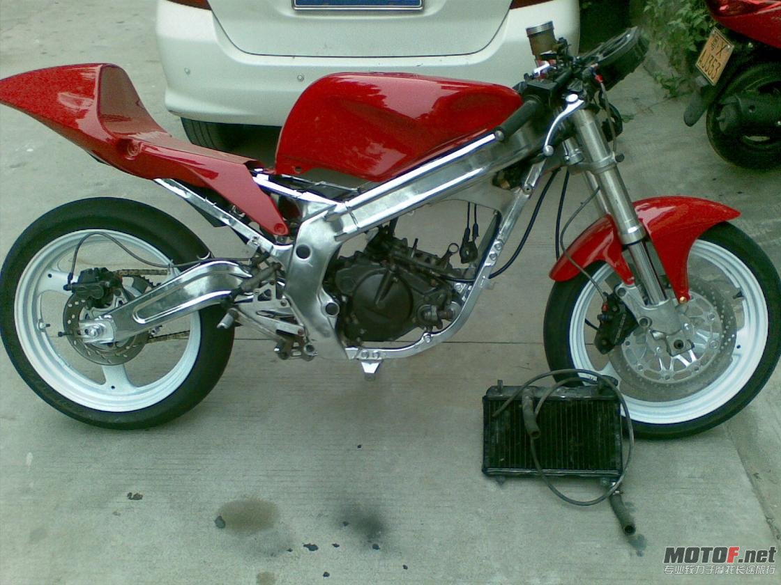 RG125 (6).jpg
