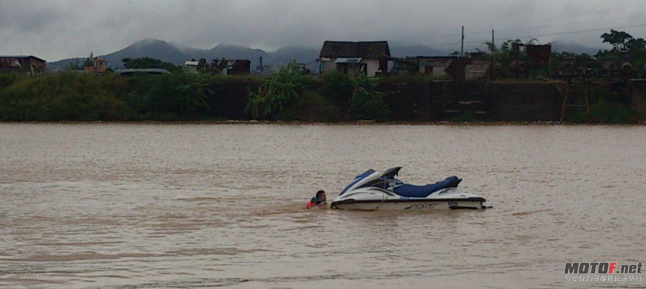 QQ截图20120624163034.jpg