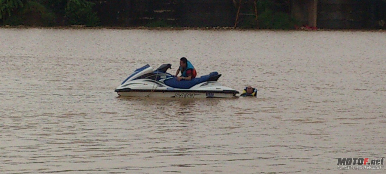 QQ截图20120624163043.jpg