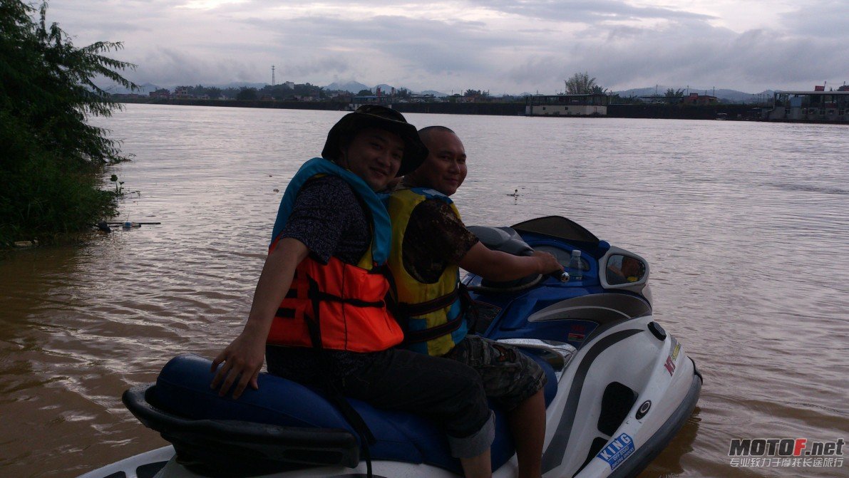 QQ截图20120624163351.jpg