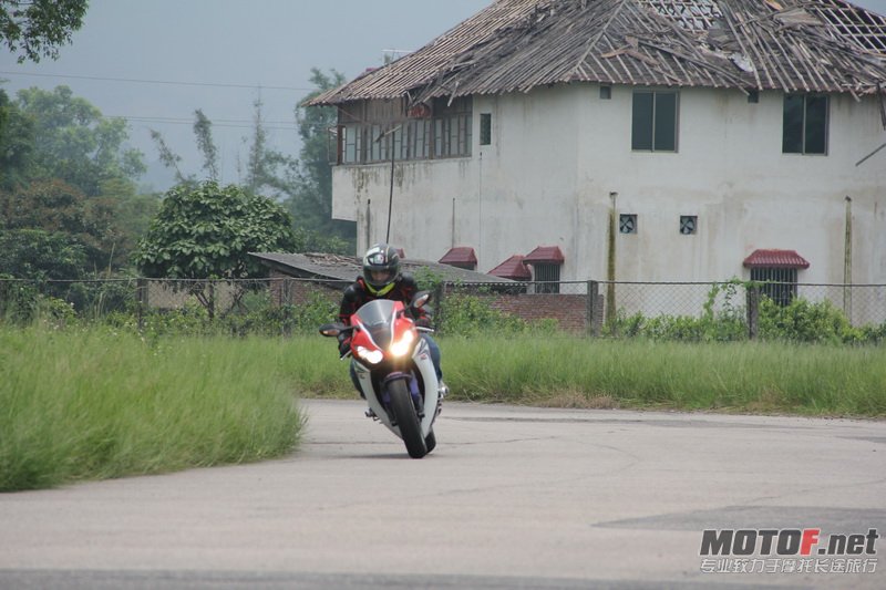 IMG_2386_调整大小.JPG
