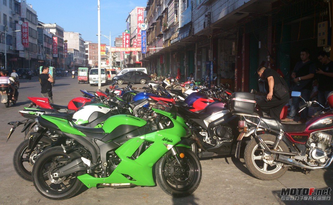 QQ截图20120628235003.jpg