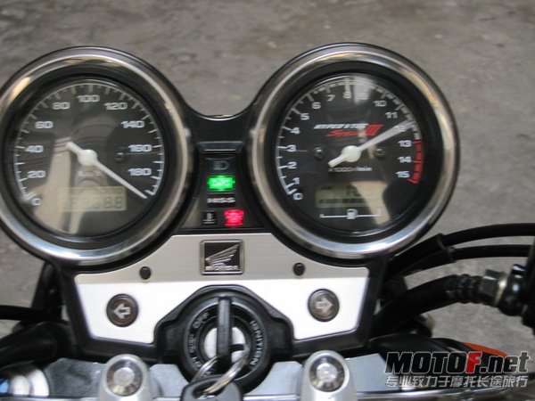 CB-0010.jpg