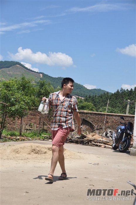 102.jpg