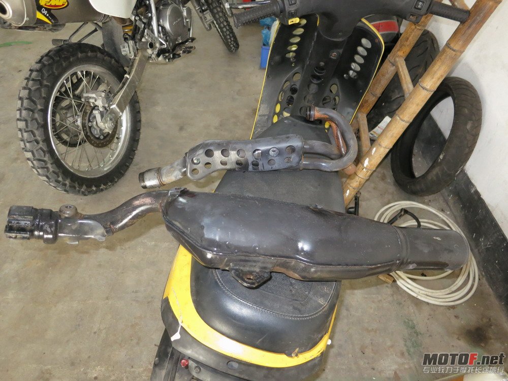 XR650排气.JPG