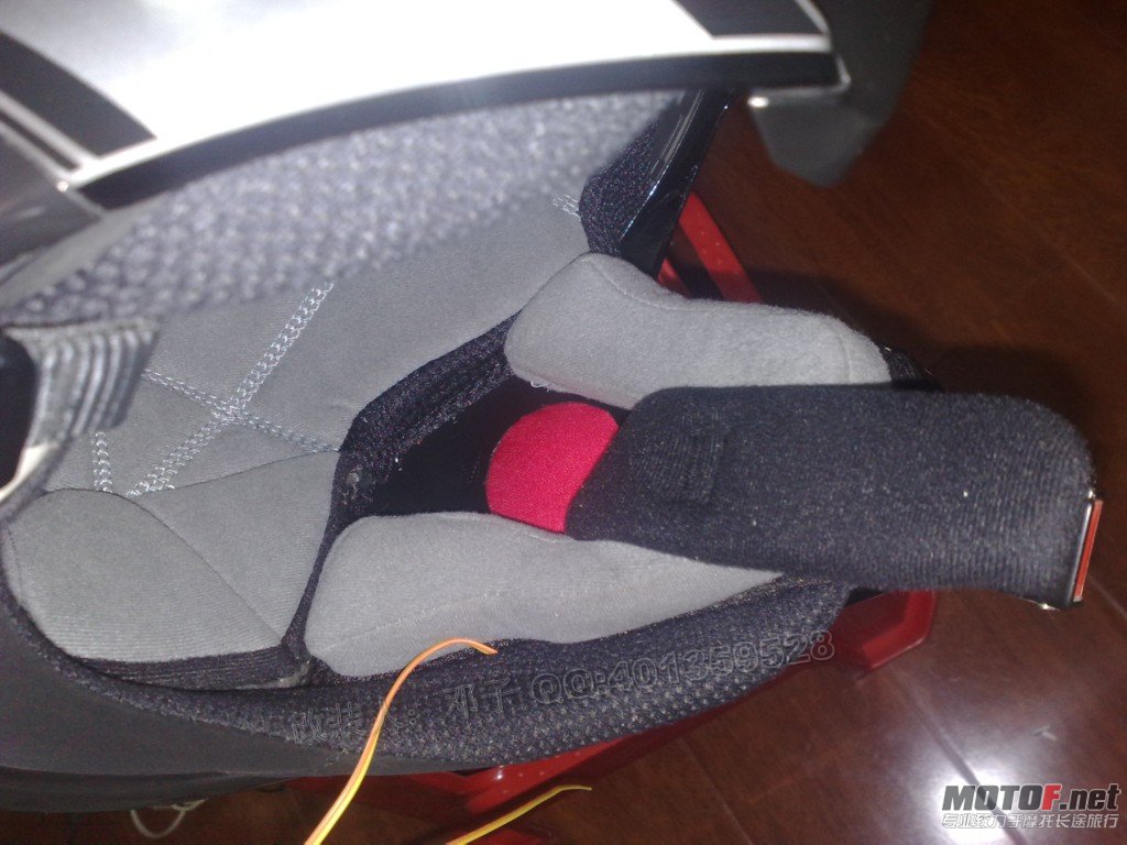 201207091764.jpg