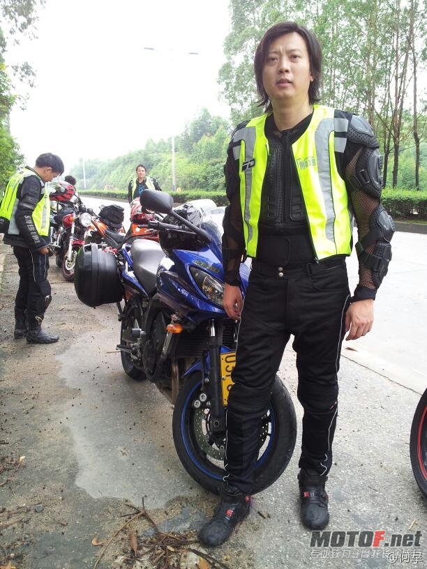 47561babjw1dt3c12io7kj.jpg
