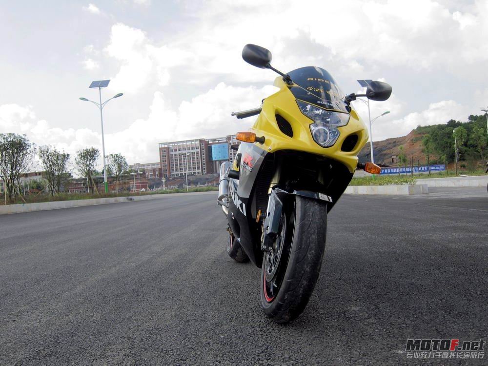 05年 GSX750  中R (2).jpg