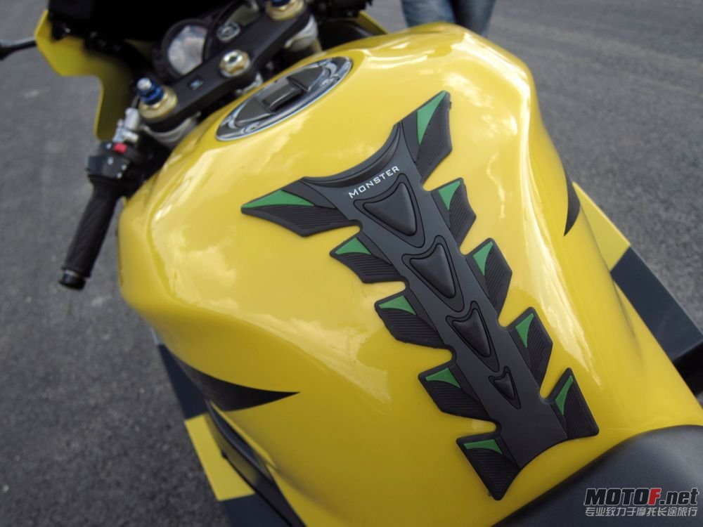 05年 GSX750  中R (6).jpg