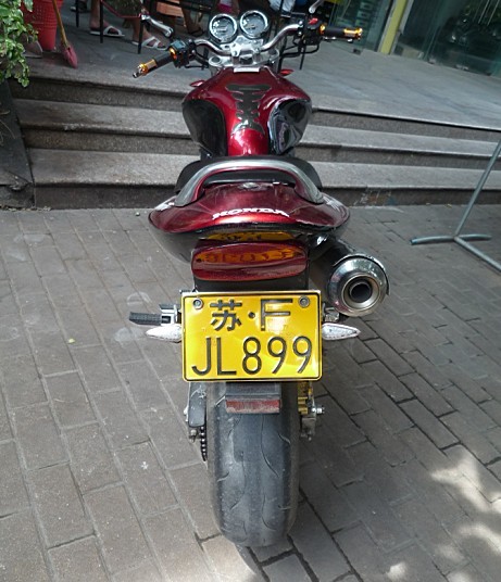 03.jpg