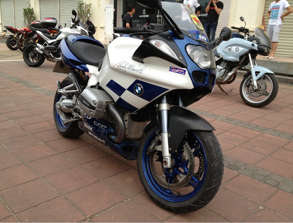 R1100S.jpg12.jpg