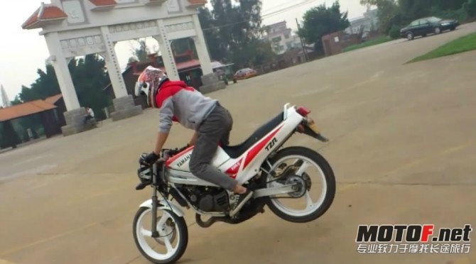 2109261q91w1v6vq8mqj9d.jpg