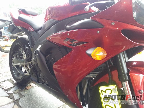 R1