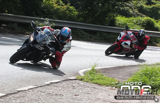 kawasaki_zx-10r_yahama_yzf_R1_02.jpg