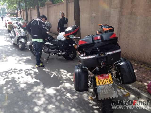还有六仔的KTM990