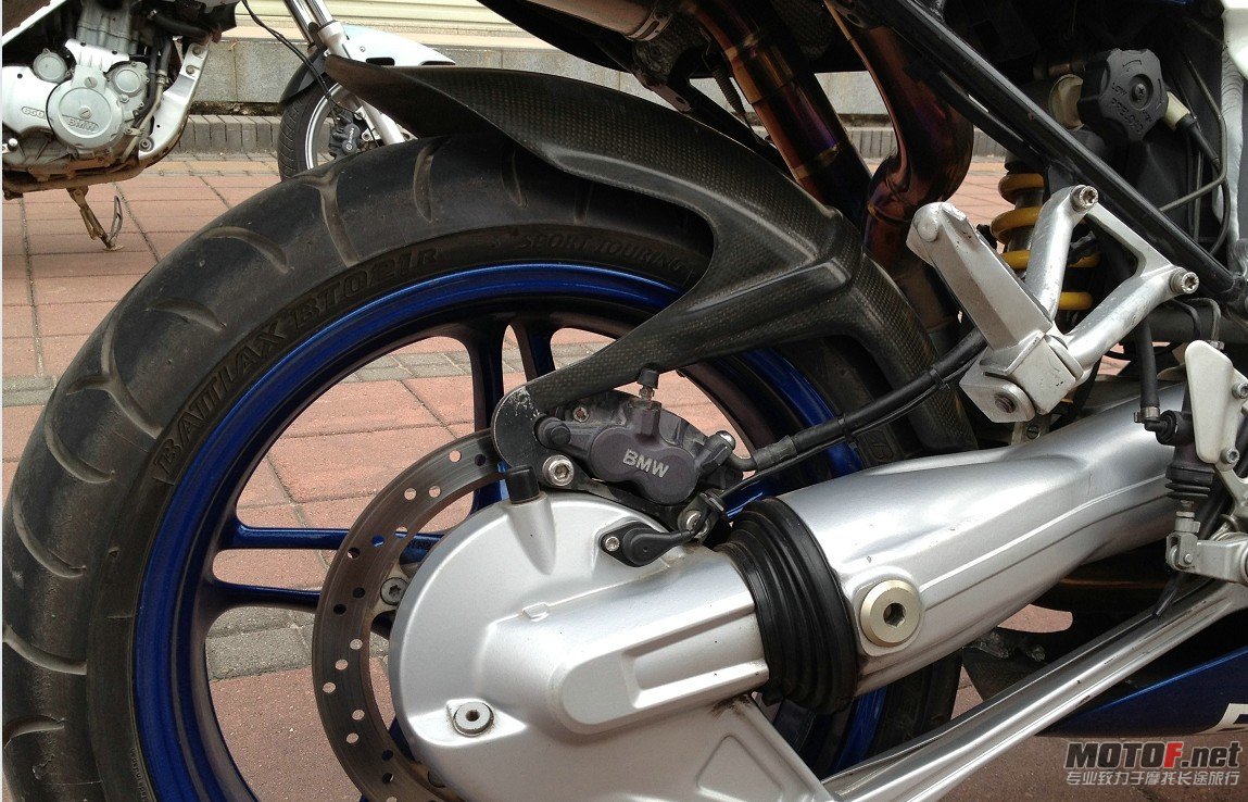 R1100S.jpg10.jpg