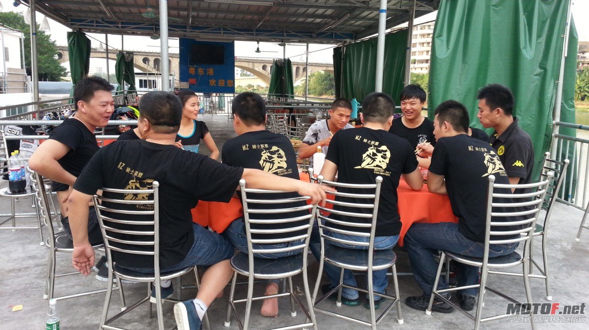 QQ截图20120909210421.jpg