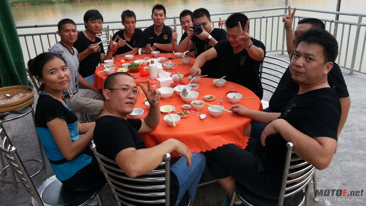 QQ截图20120909210429.jpg