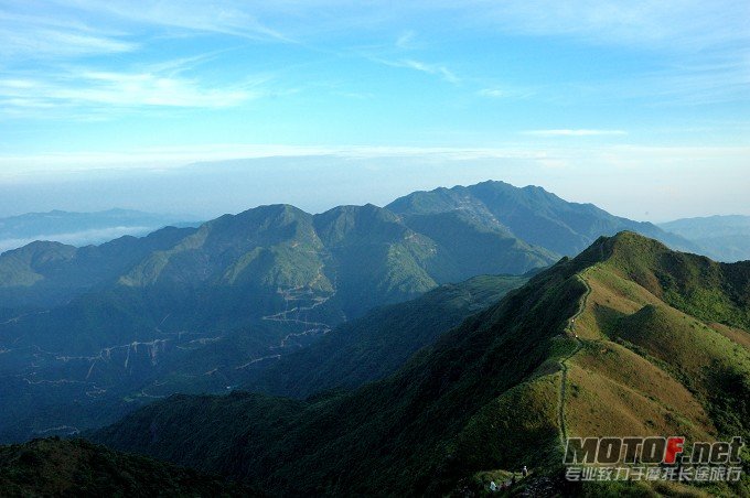 铜鼓嶂.jpg
