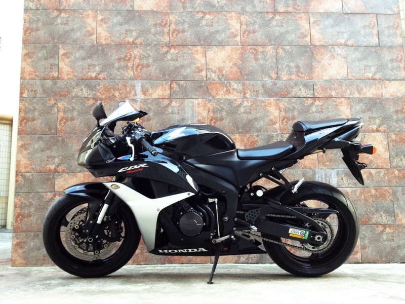 psbeCAA097ZF.jpg
