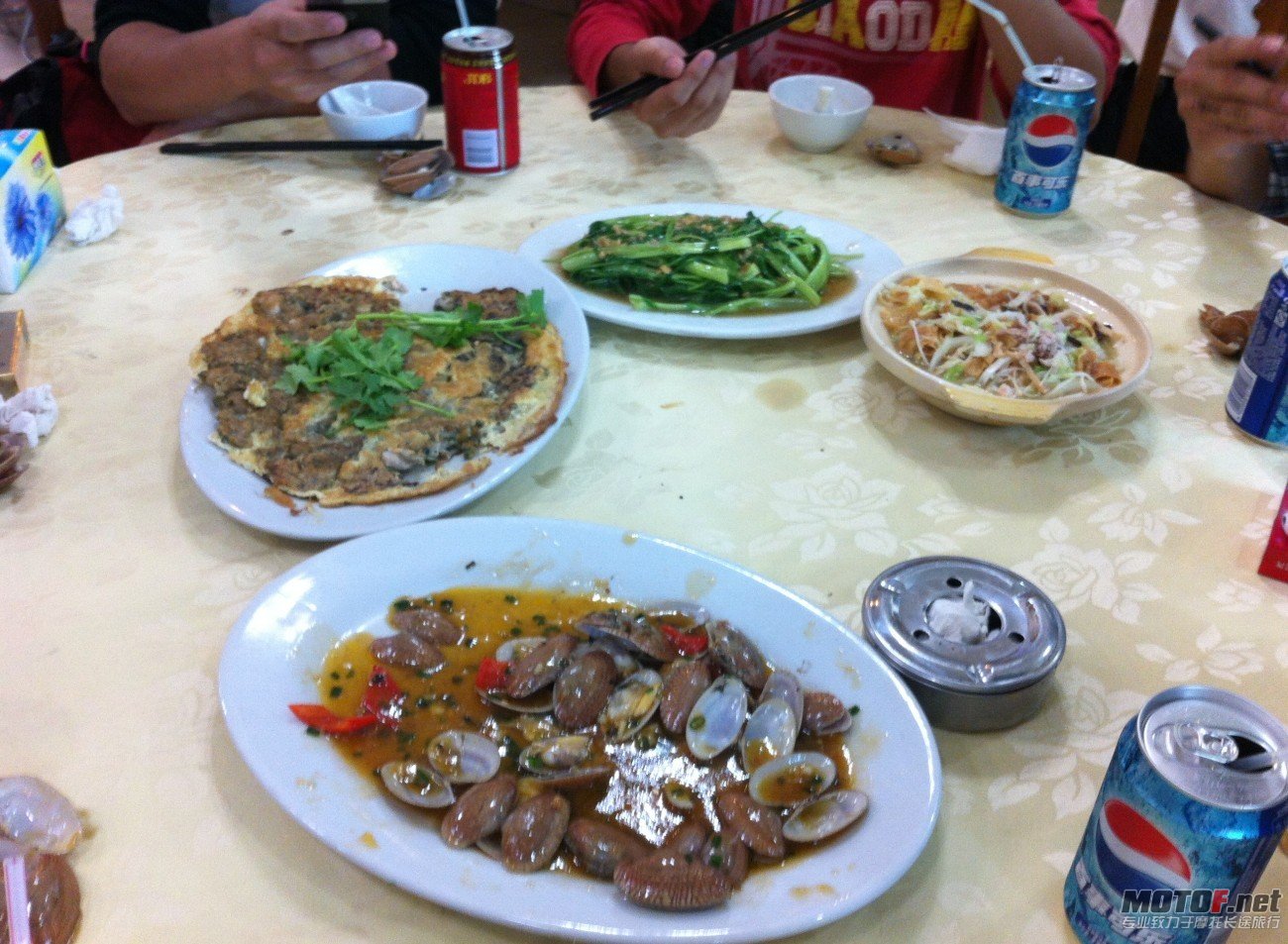 去到碣石就中午了，随便点了点东西吃吃，晚上才上大餐.