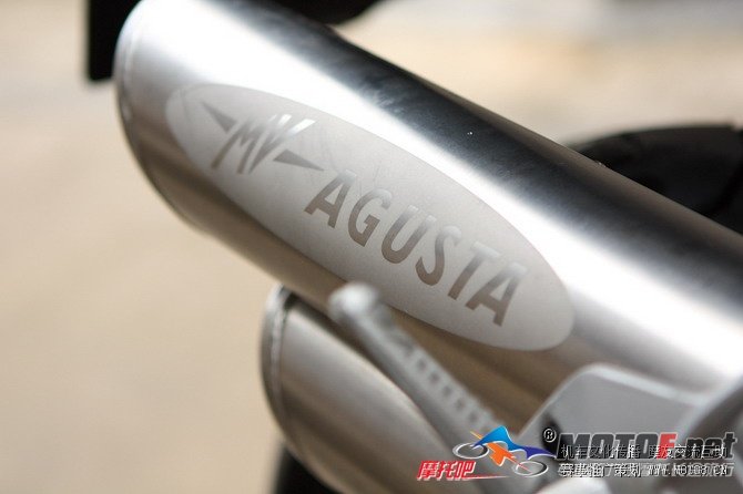 0905505atb4xg0ty2gq45w_缩小大小.jpg