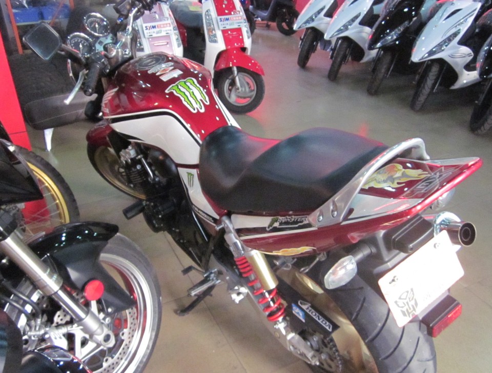 QQ截图20121013160859.jpg