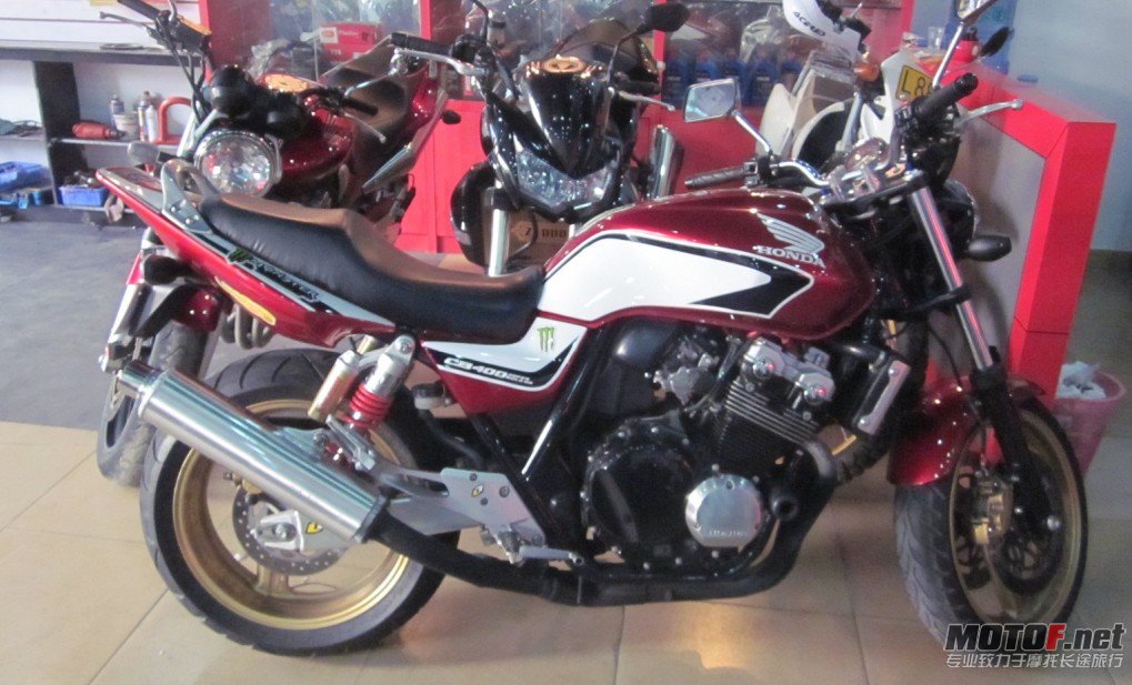 QQ截图20121013160733.jpg