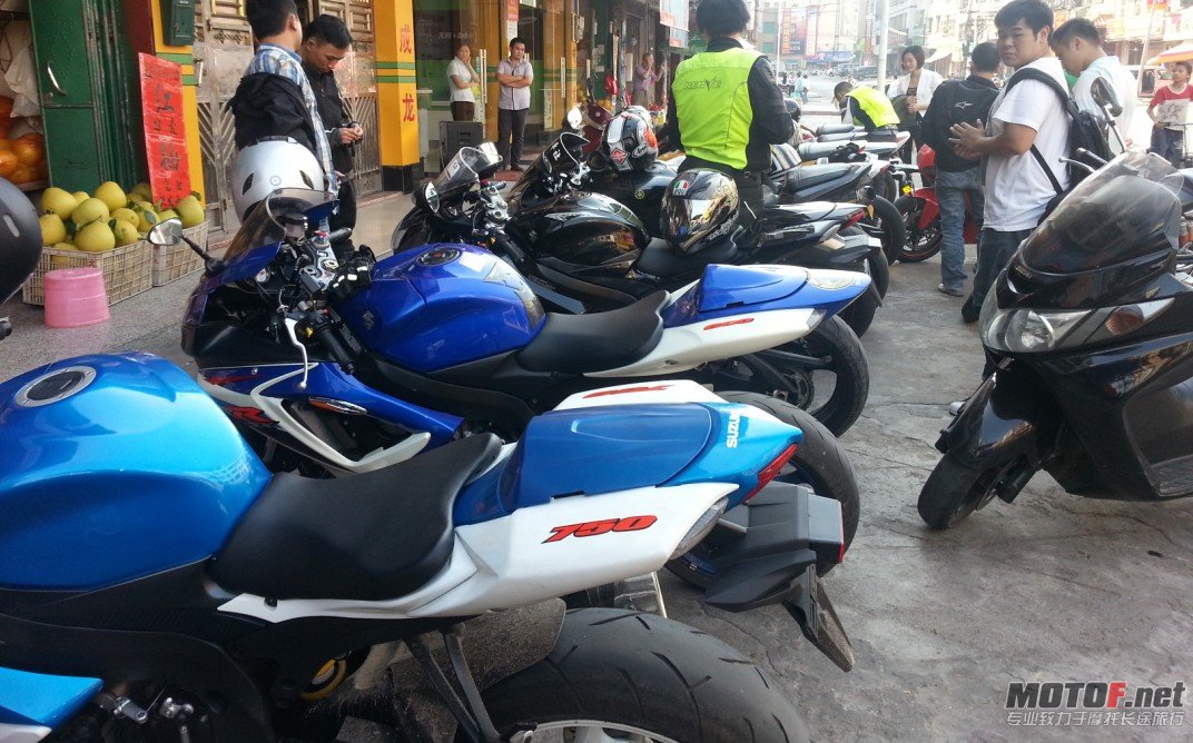 QQ截图20121013212107.jpg
