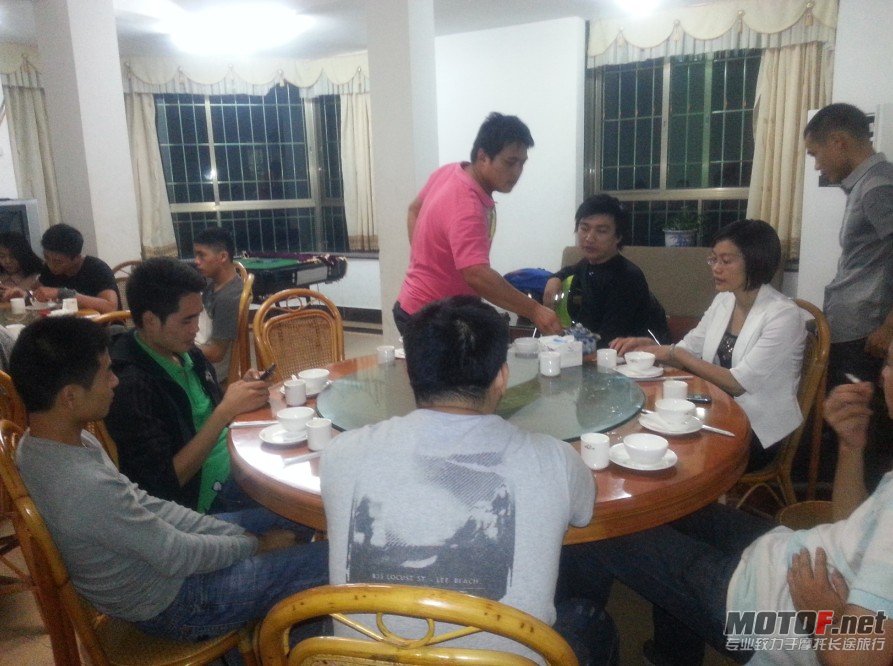 QQ截图20121013212203.jpg