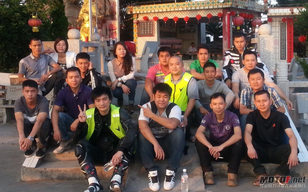 QQ截图20121013212325.jpg