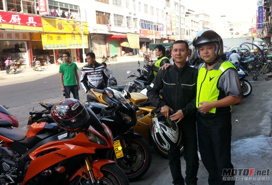 QQ截图20121013212553.jpg