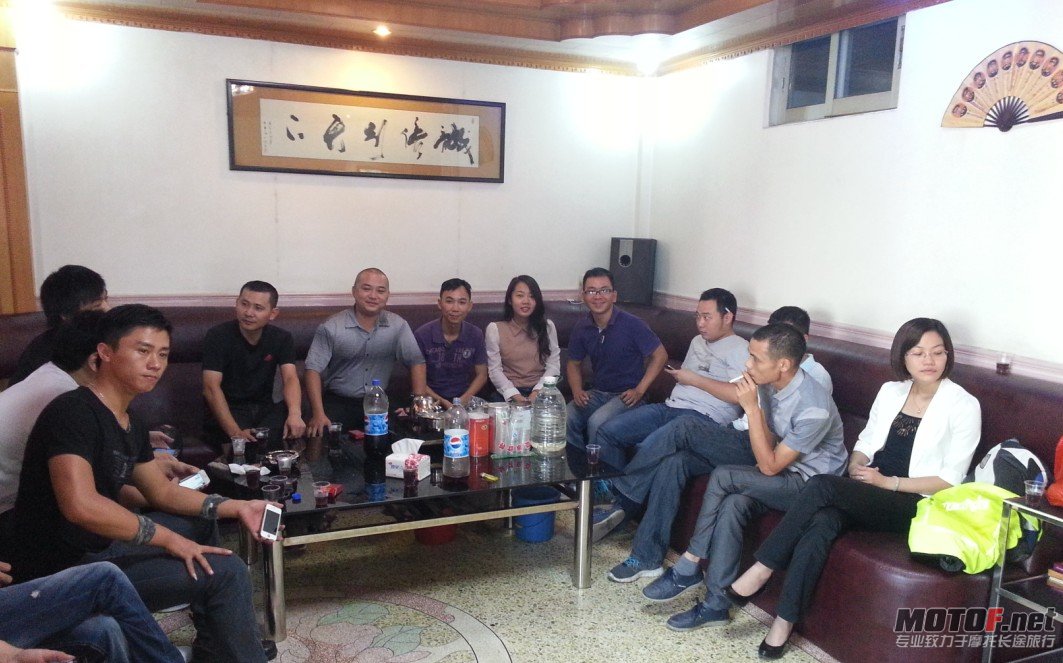 QQ截图20121013213707.jpg
