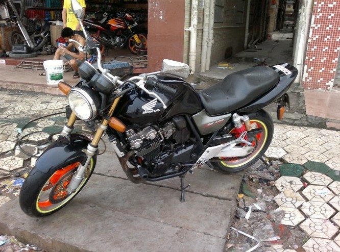 180139frds48rx4z2qs66x.jpg