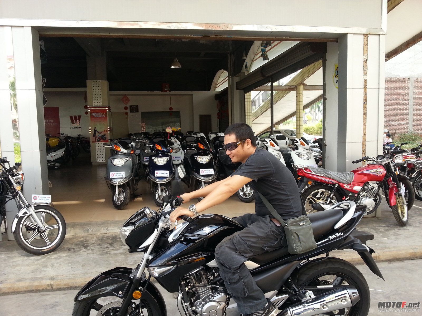 20121025_132928 [1600x1200].jpg