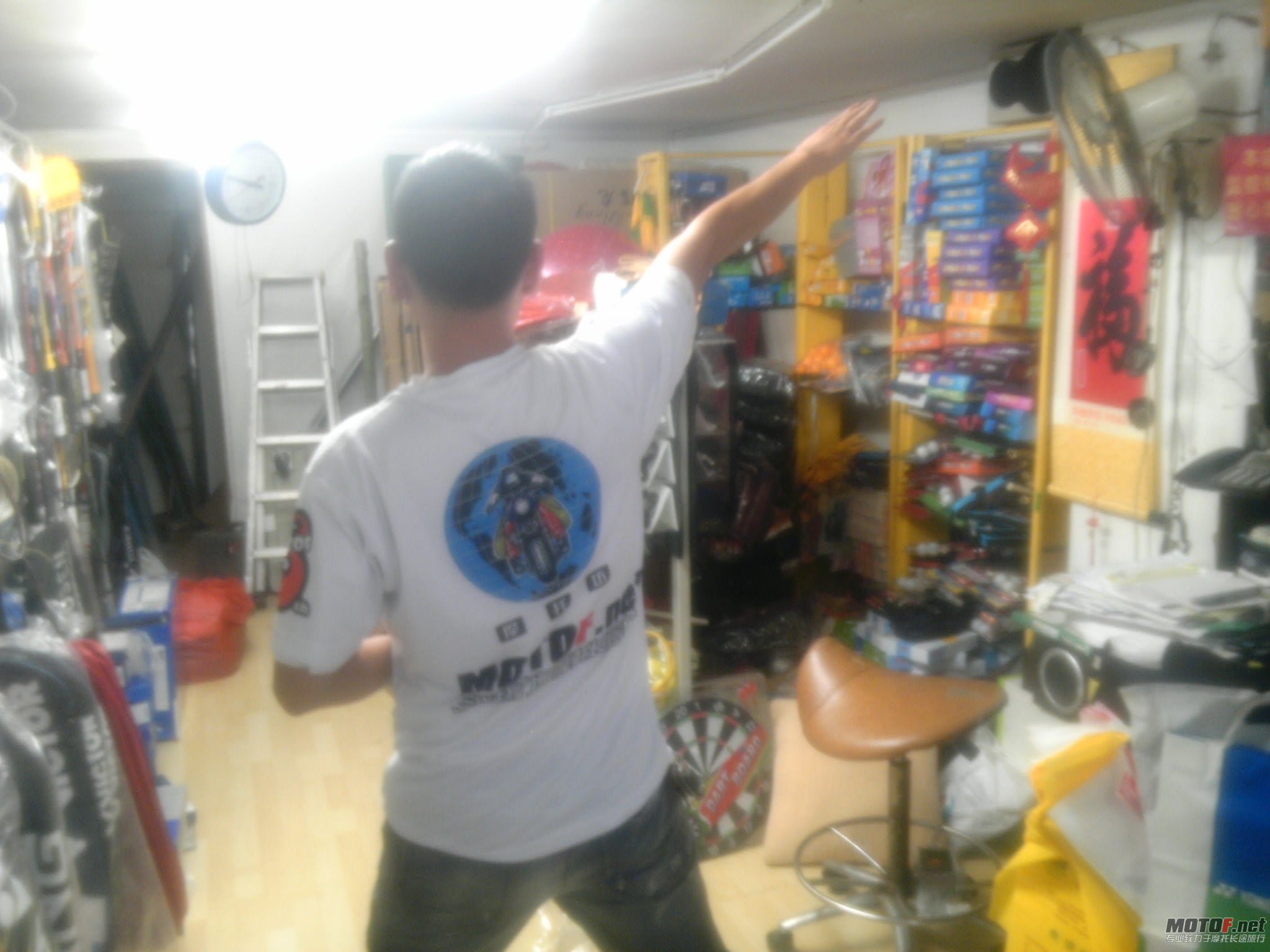 P21031-120113.jpg
