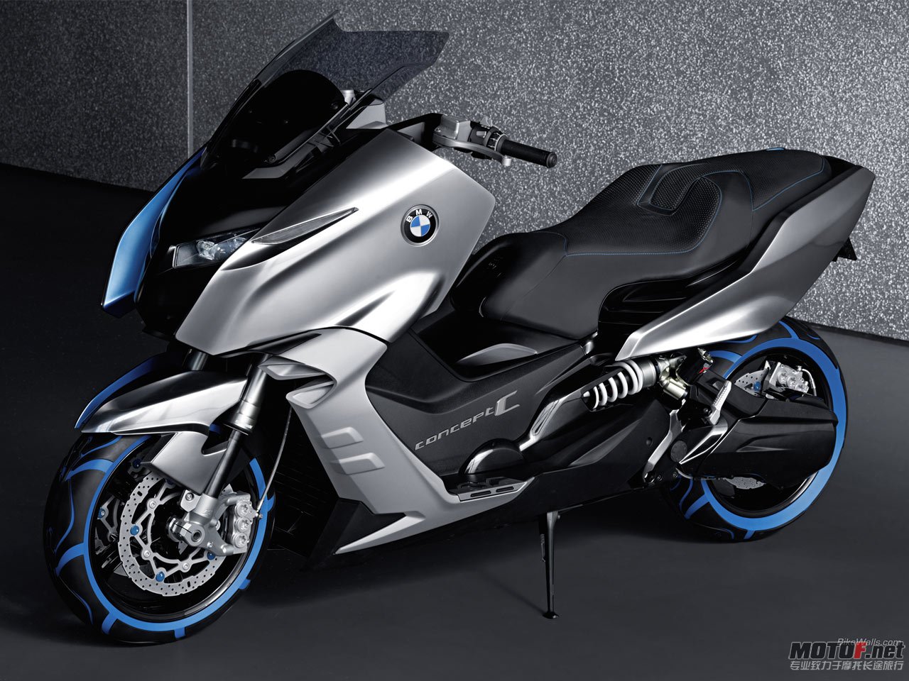 BMW_CONCEPT_C_studio_2010_02_1280x960.jpg
