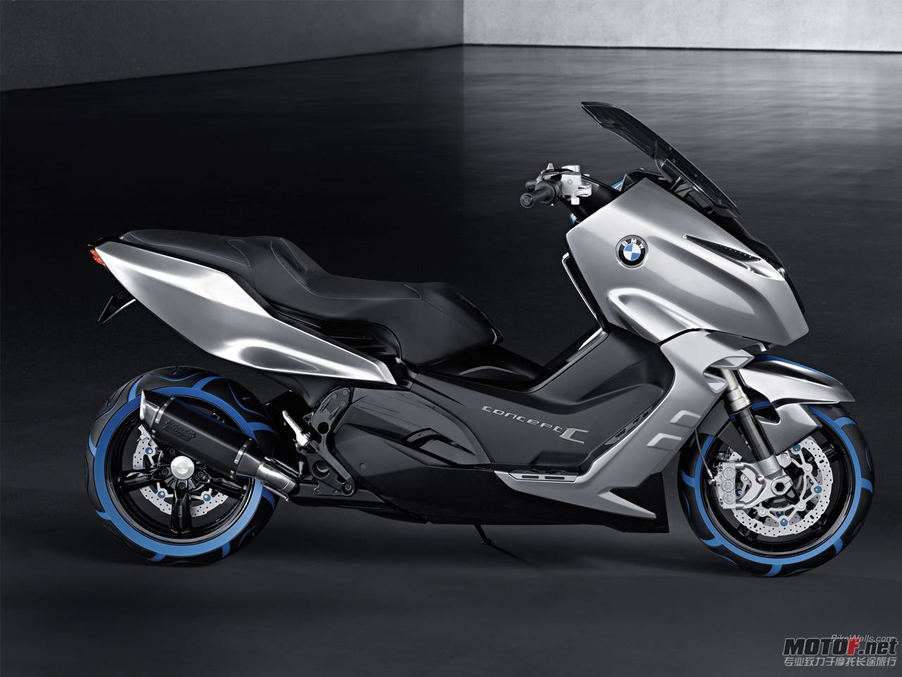 BMW_CONCEPT_C_studio_2010_11_1280x960.jpg