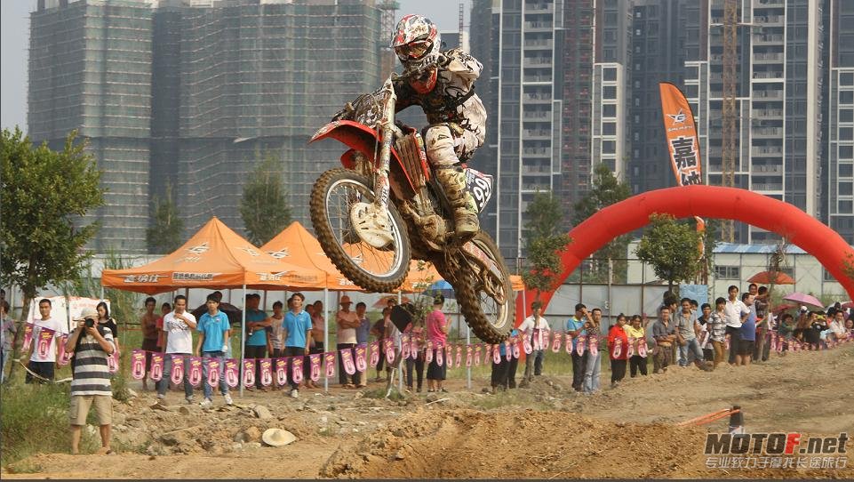 微博桌面截图_20121107140136.jpg