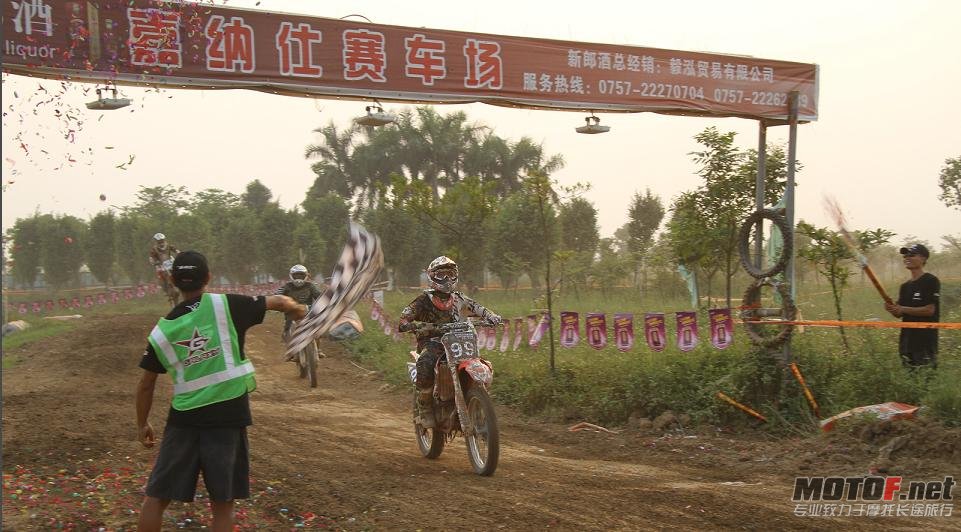 微博桌面截图_20121107140155.jpg