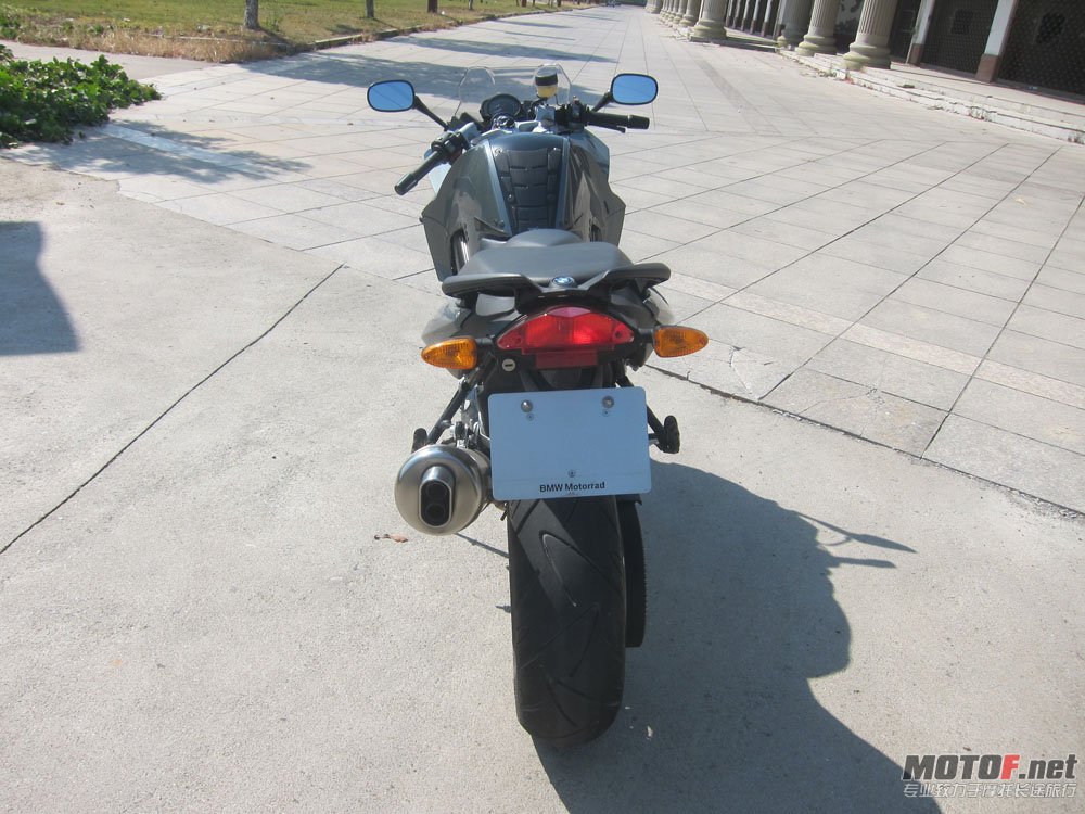 192007cmv21mvcevzmz1a1.jpg