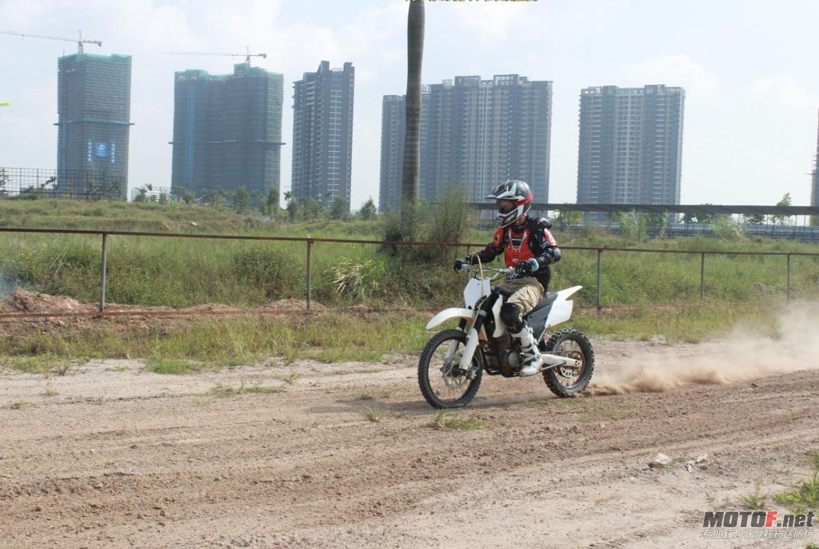 微博桌面截图_20121110142356.jpg