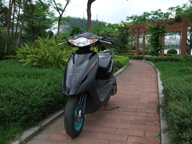 psbCA4LCBE8.jpg