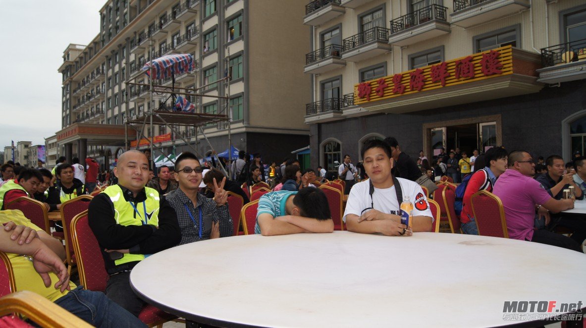 QQ截图20121118170906.jpg
