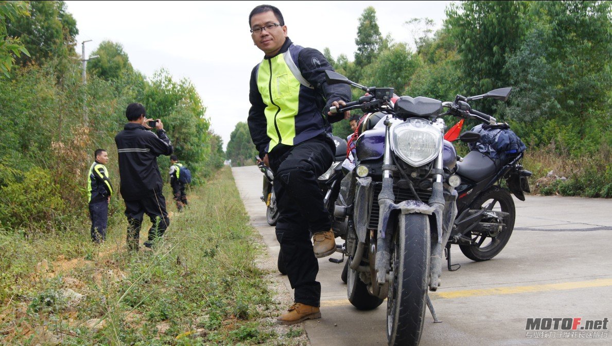 QQ截图20121118170824.jpg
