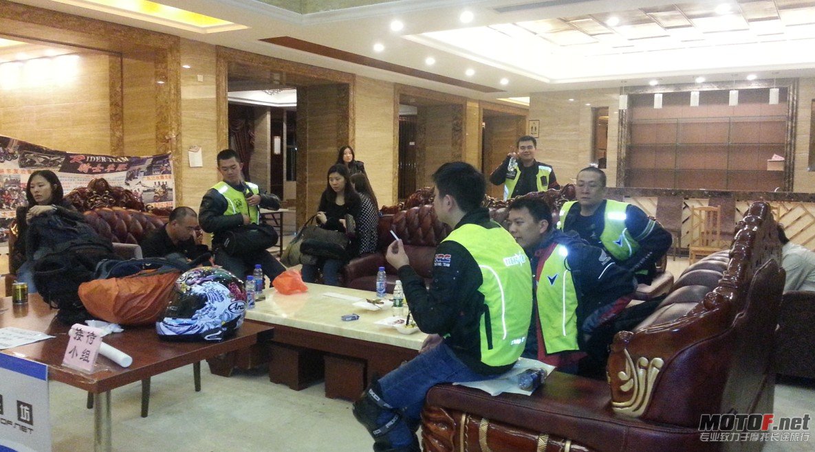 QQ截图20121118170137.jpg