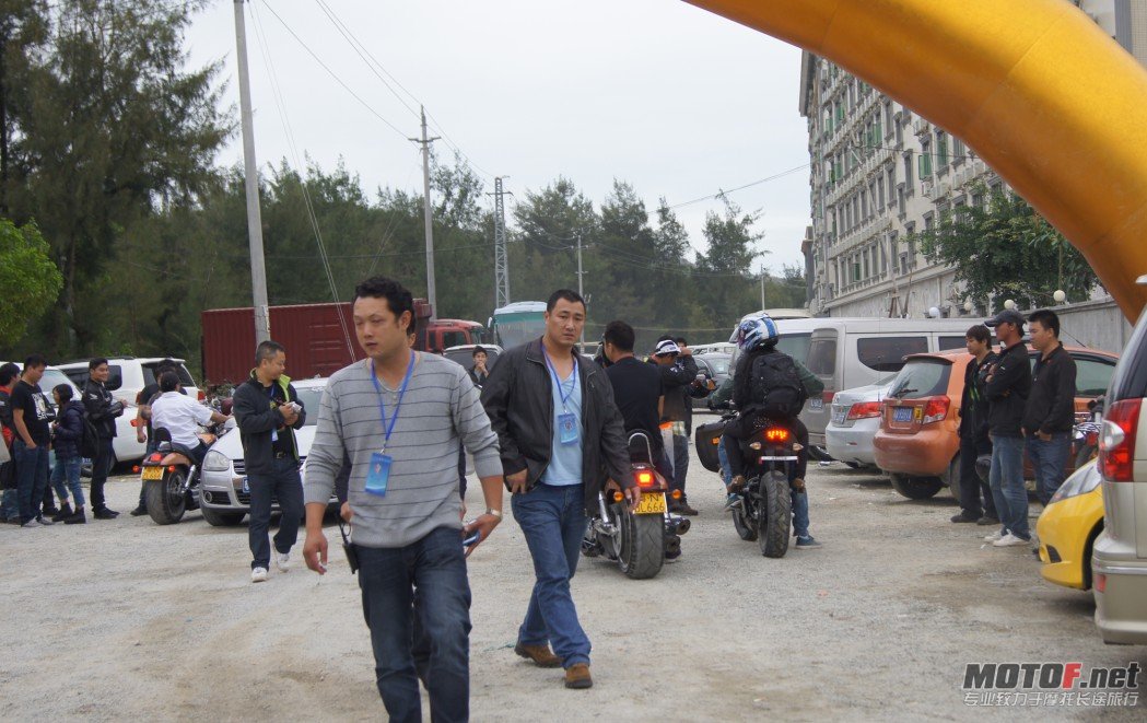 QQ截图20121118170354.jpg