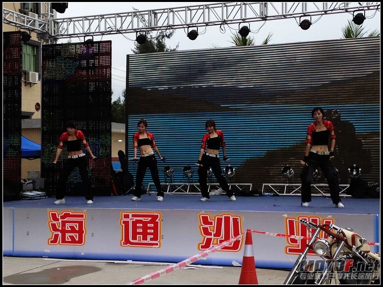 照片 033.jpg