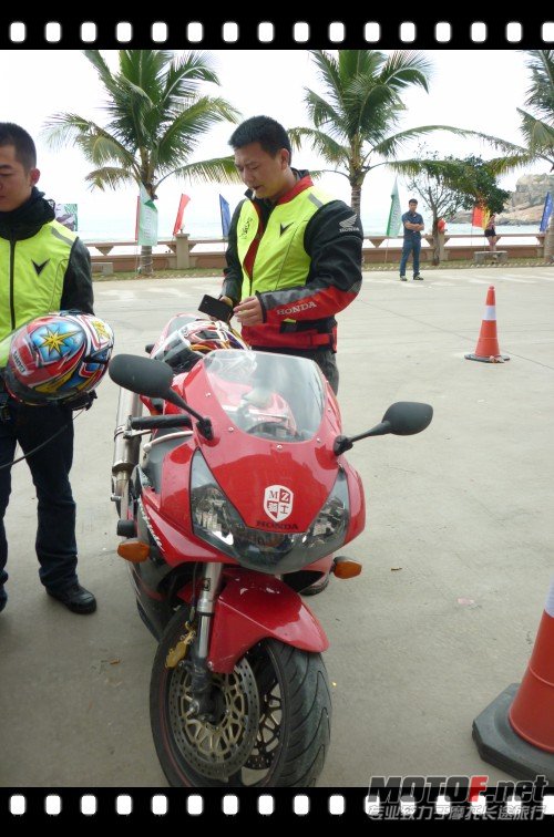 P1040424_conew1.jpg