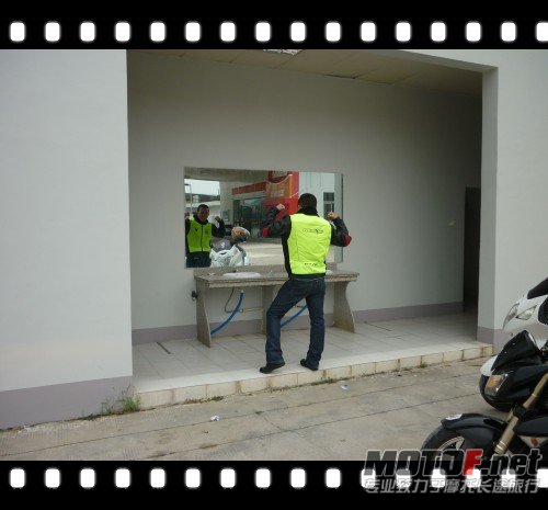 P1040482_conew1.jpg